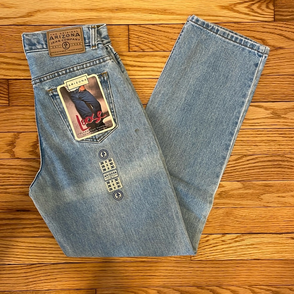 NWT Arizona Jean Company 26x30 Loose Fit Denim Jean